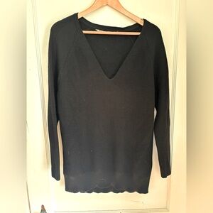 Athleta black womens v neck sweater size medium